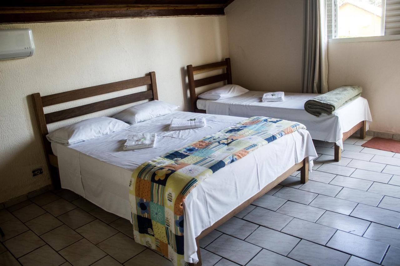 Hôtel Chalés Dois Amores à Águas de São Pedro Extérieur photo